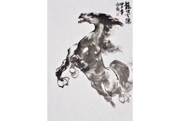 路向前四尺三开动物画马作品《龙啸天骧》