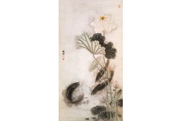 四尺竖幅花鸟画 张艳丽工笔荷花鲤鱼图《连年有余》