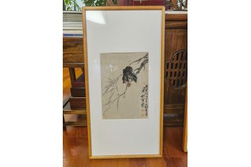 中美协画家辛有芳新品有框花鸟画《春归》